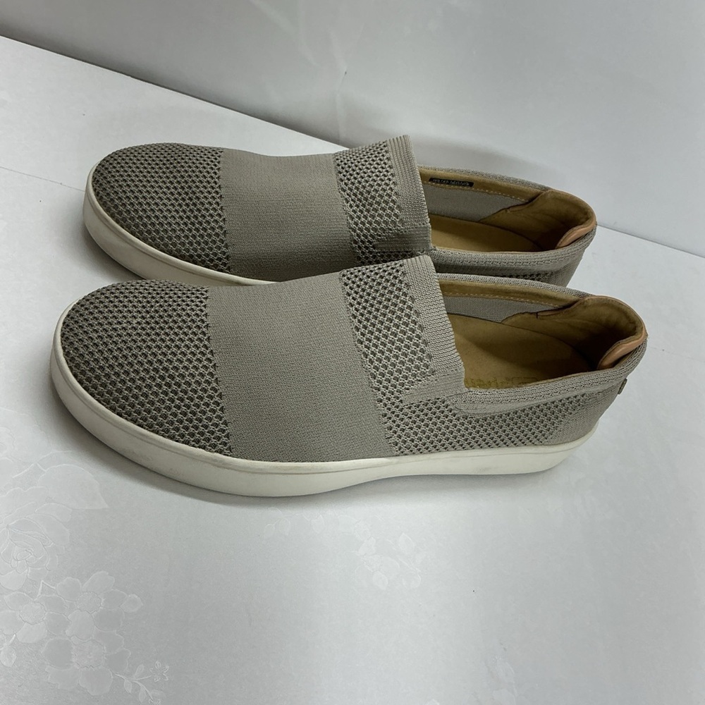 Women's. Spenco  shoes size 10 D